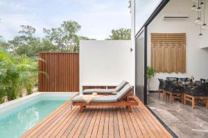 Exclusive 4BR Villa in Karanda with Pools and Paddle