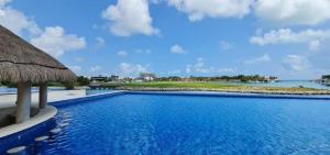 MAREA PUERTO CANCUN, lujo comodidad y una vista espectacular