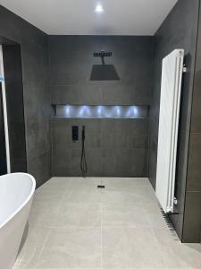 The Cleveland Retreat - sauna stay