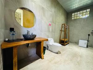 Cozy room F in uluwatu 3 mins to beach by dulu villa