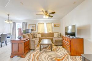 16 Mi to Dtwn Denver Cozy Townhome with Patio!