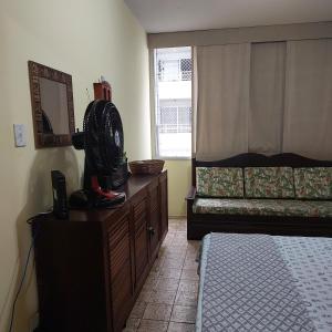 Quarto aconchegante no guarujá-pitangueiras-com garagem
