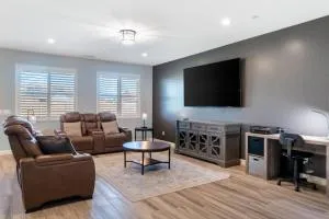 Spacious 4BR Home With BBQ, Near Sequoia & Fresno - Kettleman City