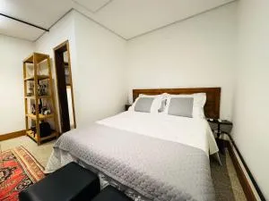 Flat1 decorado ar condicionado próx UFOP Mariana MG - 维索萨