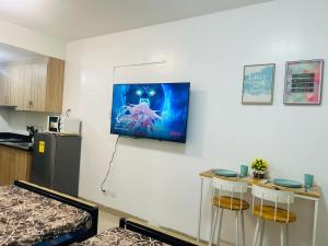 Gaia Suite Shore 2 near MOA