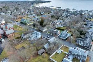 The Mattapoisett Escape, Steps to Beach & Town - 费尔黑文