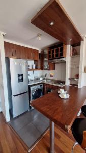 10 minutes from the Congress and the Sea