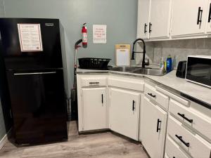 2BR Apt 1700 Monthly 8mins to St Anthony #L1