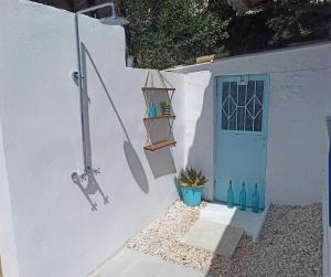 Seaview Mini Villa with Private Pool - 200 metres from the beach