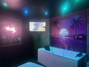 Appartements Opale spa Vice city room : Appartement 1 Chambre