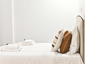 New flat with AC Porte Maillot Arc de Triomphe