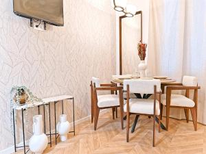 New flat with AC Porte Maillot Arc de Triomphe