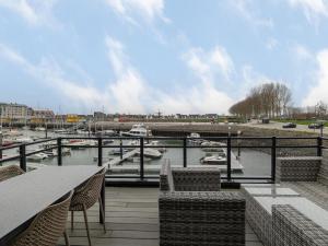 Apartment in Zeeland by Oosterschelde Beach