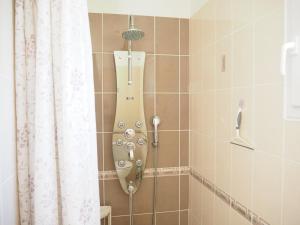 Maisons de vacances Charming Holiday Villa with Pool : photos des chambres