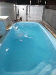 Casa de piscina familha