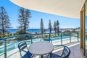Ocean Front Mooloolaba Esplanade Apartment 2BR