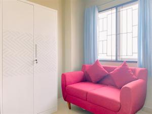 Warm and Homey Studio at Royal Sentul Park Apartment By Travelio