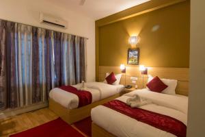 Hotel Ananda Inn