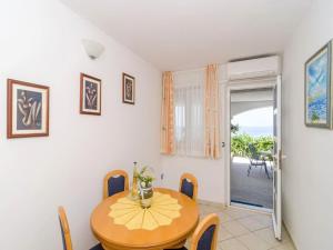 Apartments Villa Bella Vista - Two Bedroom Apartment With Terrace