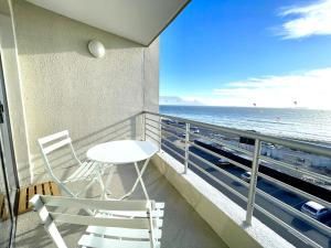 Ugly Duckling Blouberg Beach