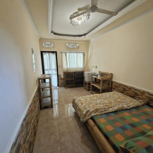 Classic House By Green View