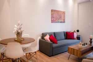 Cozy apt near the Acropolis