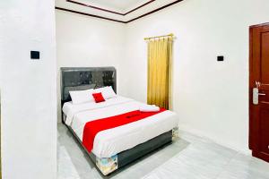 RedDoorz at Hardi Homestay near Funland Berastagi