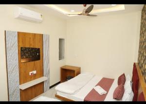 Hotel Pra tham Ujjain