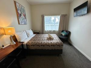 Airport Westney Lodge