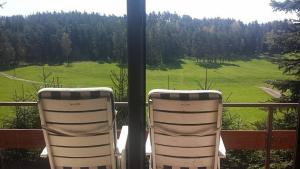 Cottage right next to the forest with a beautiful view of the valley