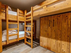 Appartement familial à Méribel avec services sur mesure - FR-1-613-130