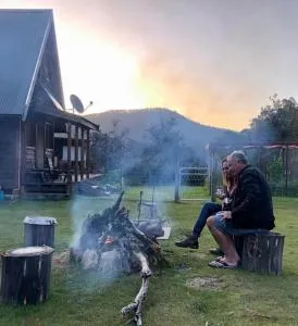 Secret Forest Cabin - Meander