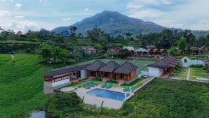 D Silas Tepi Danu Villas Kintamani & Natural hot spring