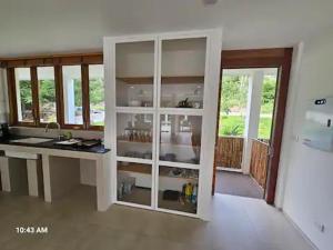 8 Bedroom Monkey Villa Room 202