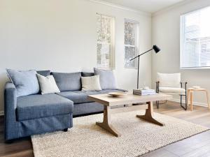 Marina del Rey Coastal Living - Spacious 2BD 2BTH Apt