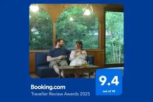 野窓 Nomadノマド Tsuwano GuestHouse & Cafe Lounge - Masuda