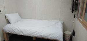 Stayin Myeongdong Guesthouse - Foreigners only