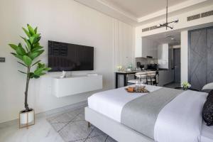 Frank Porter - Samana Golf Avenue