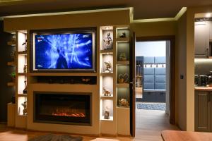 All Seasons Apartment