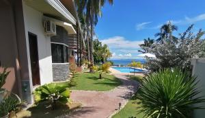 Seaview Residence-Garden Privat Resort, room2