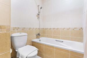 Silkhaus Vacation Homes New Studio in ASB Tower Walking distance to mall