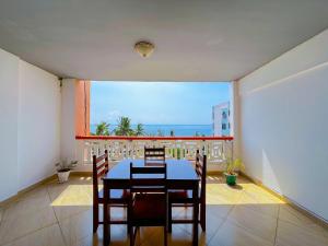 Nates Beachfront Apartments