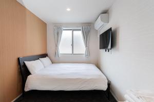 GLOU Higashi Shinjuku