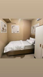 Apartement green pramuka 2br suite room