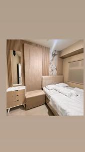 Apartement green pramuka 2br suite room