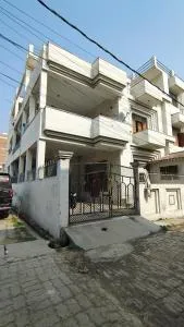 Brij Kuteer Homestay - Chaukhandi