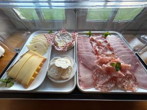 Hotels DOMAINE ST GERMER : photos des chambres