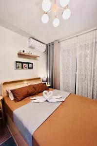 Cozy Pool and Seaview Condo in Cebu with Balcony near Mactan Airport