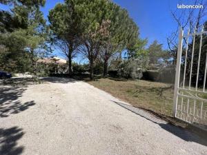 Maisons de vacances Villa avec piscine : photos des chambres