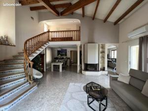 Maisons de vacances Villa avec piscine : photos des chambres